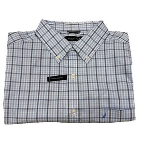 NWT Nautica Classic Fit Blue/White Plaid Wrinkle Resistant SS‎ Shirt Men's XL